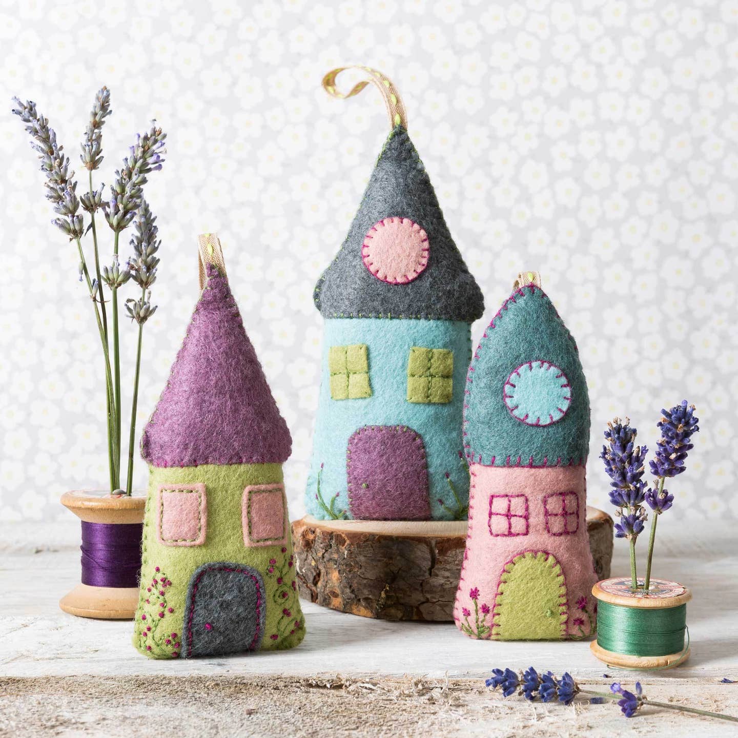 Corinne Lapierre - Lavender Houses Felt Craft Kit