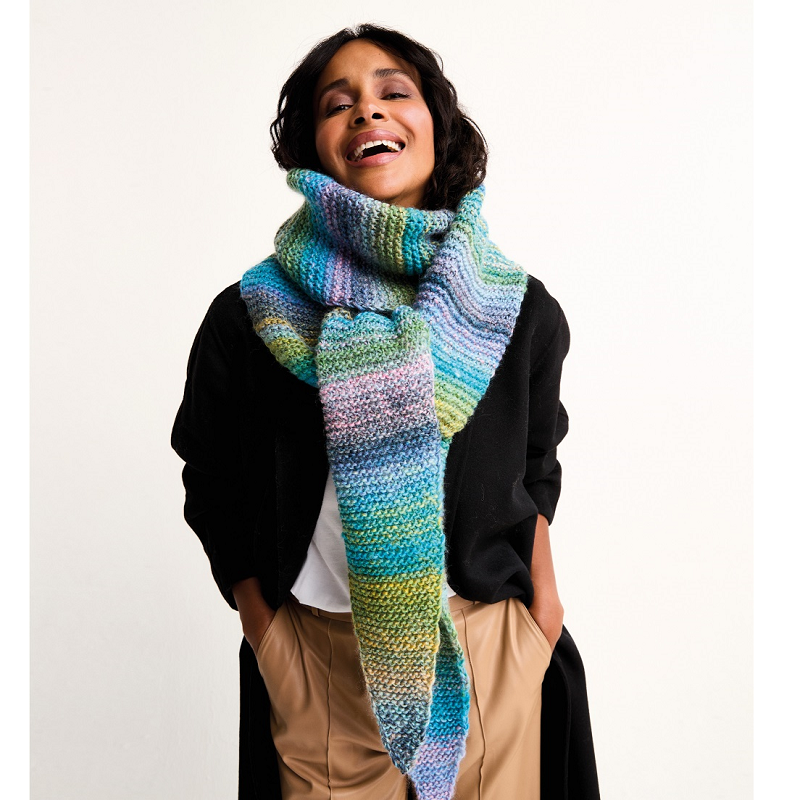 Sirdar Pattern 10807 Strata Tie-Style Scarf in Jewelspun Chunky
