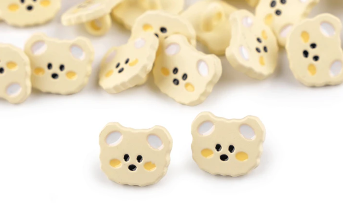 Teddy/Cat Buttons - Cream