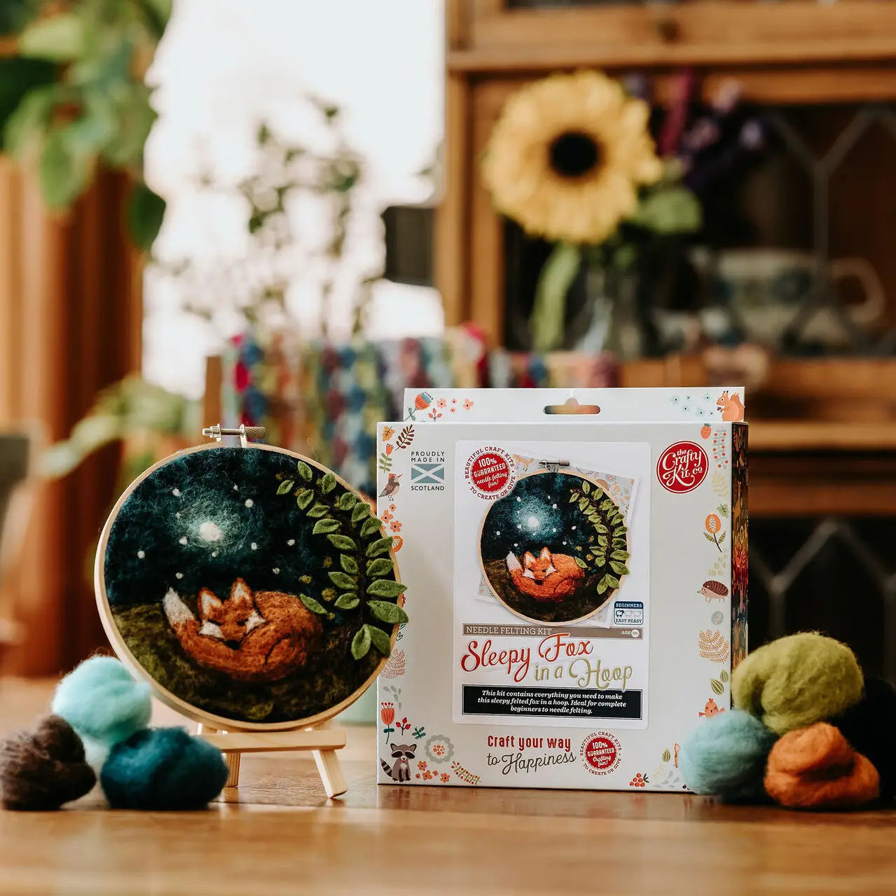 The Crafty Kit Company - 'Paint with Wool' - Sleepy Fox in a Hoop Needle Felting Kit