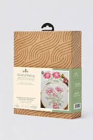 DMC Mindful Making - The Calming Carnations Embroidery Duo Kit