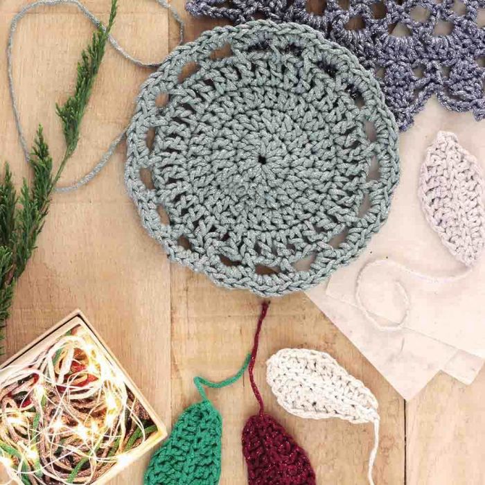 DMC Nova Vita No. 4 book - 6 Home Decor Projects