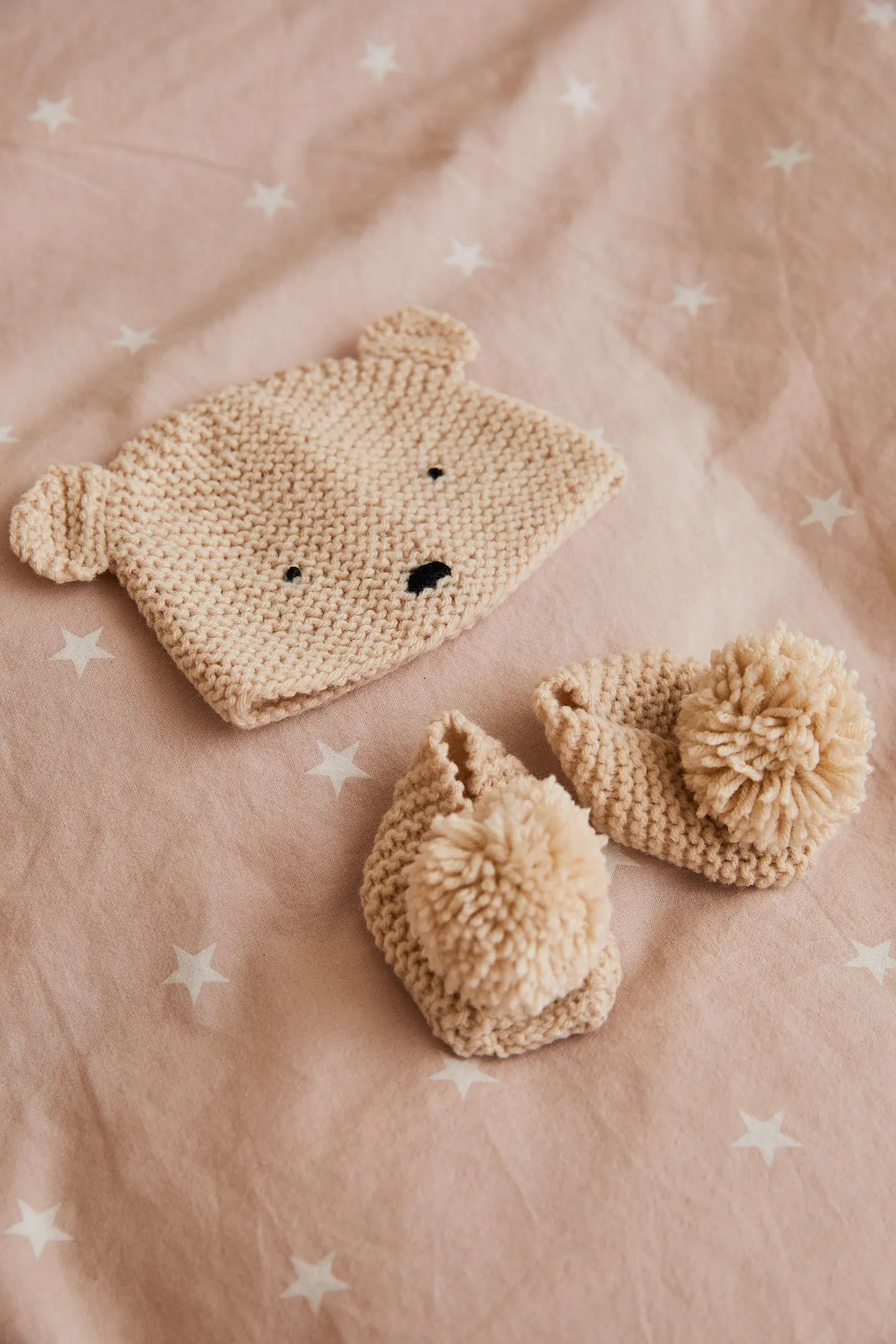 DMC "Mindful Makes" Teddy Hat & Booties Knitting Kit