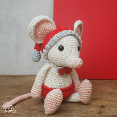Hardicraft - DIY Crochet Kit - Christmas Mouse