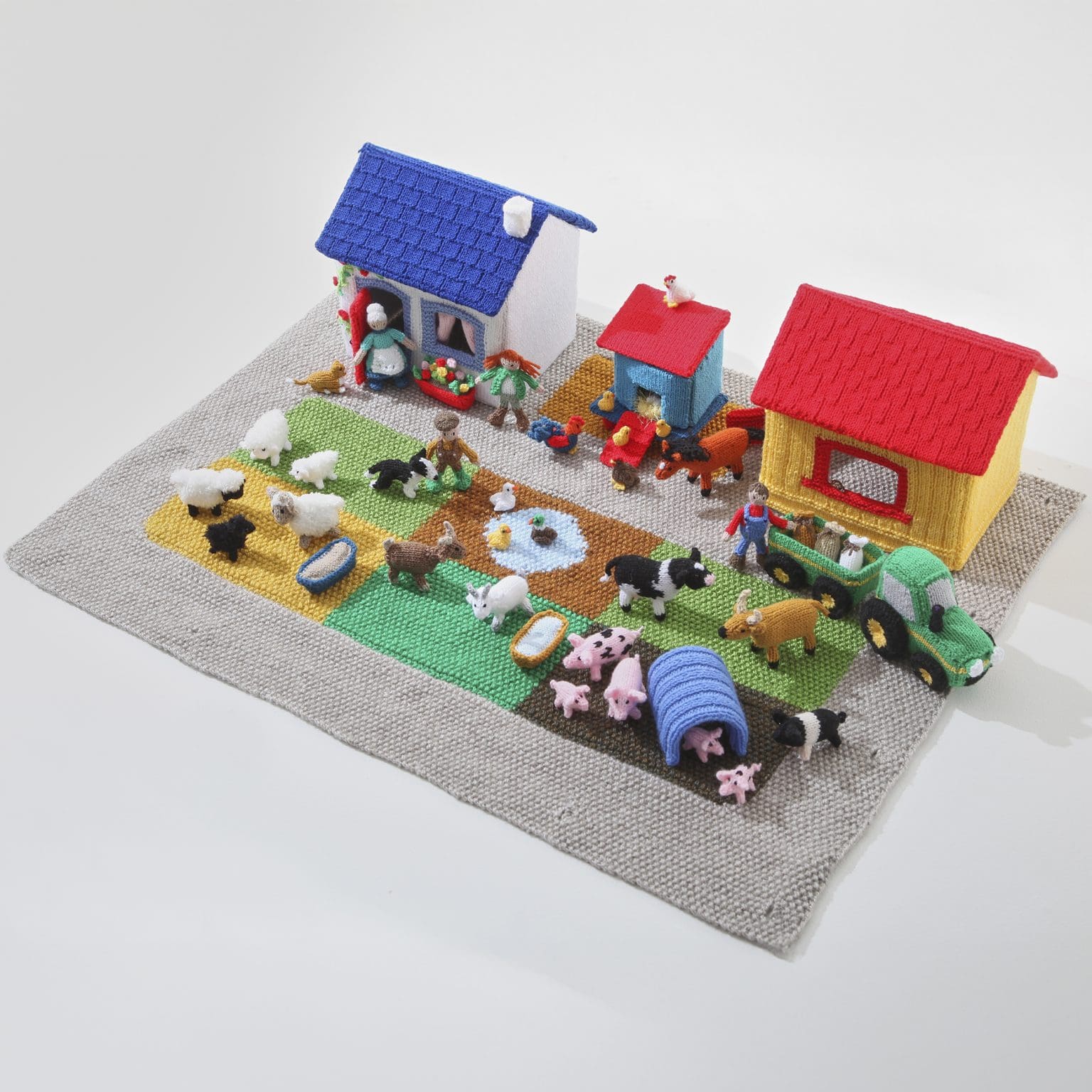 King Cole Foldaway Farmyard Friends Book One