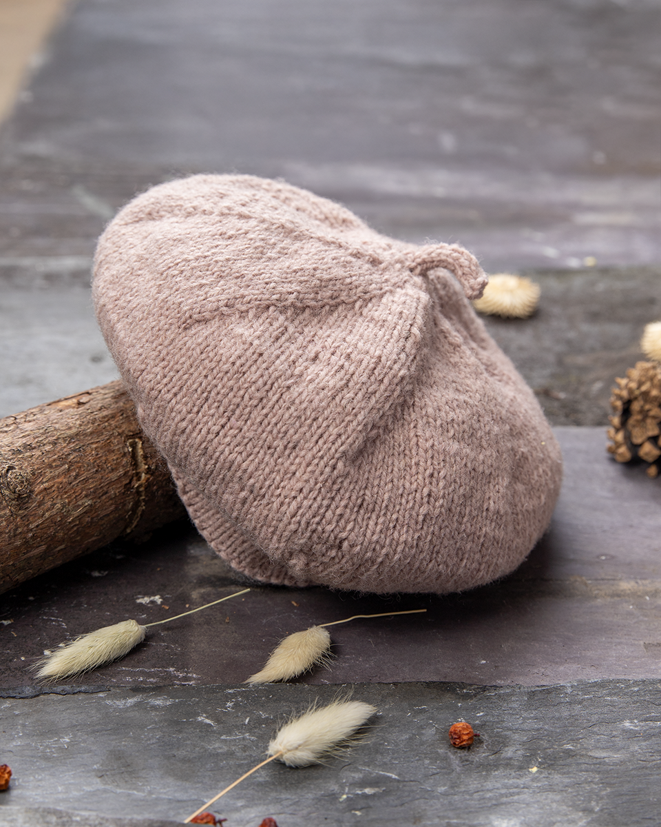 Yarn Vibes 100% Organic Irish Knitting Kit: Siún Beret