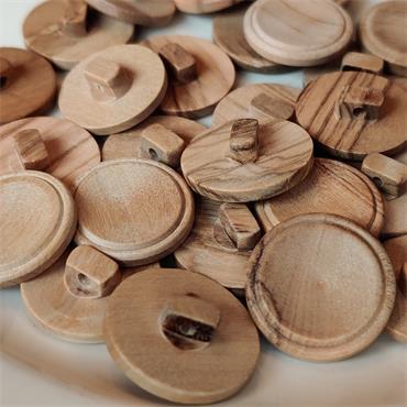 1 x Wooden Shank Button (22mm) Size 36