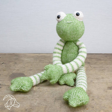 Tinus the Frog Knitting Kit - Hardicraft
