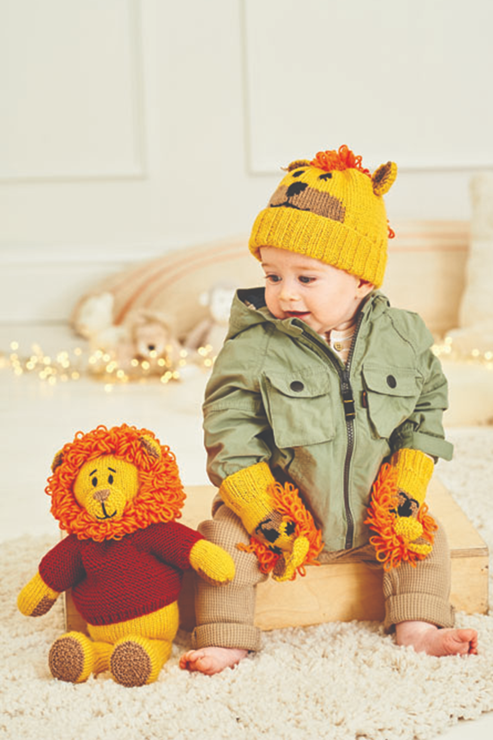 Stylecraft 9868 Hat, Mittens and Rory the Lion Toy