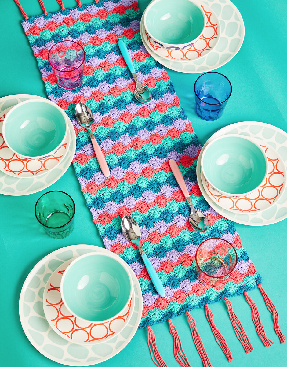 Sirdar "Kith & Kin" Tassel Table Runner Crochet Kit